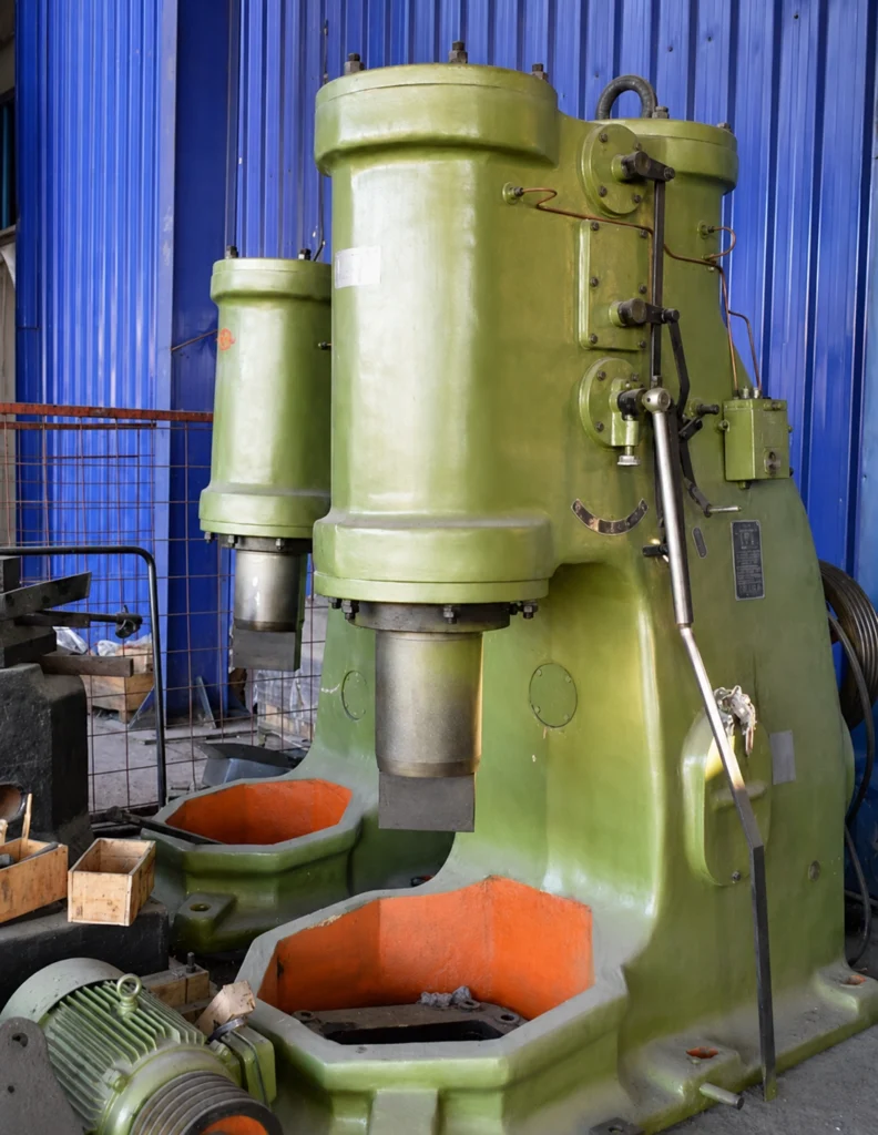 Common Applications of a Pneumatic Forging Hammer